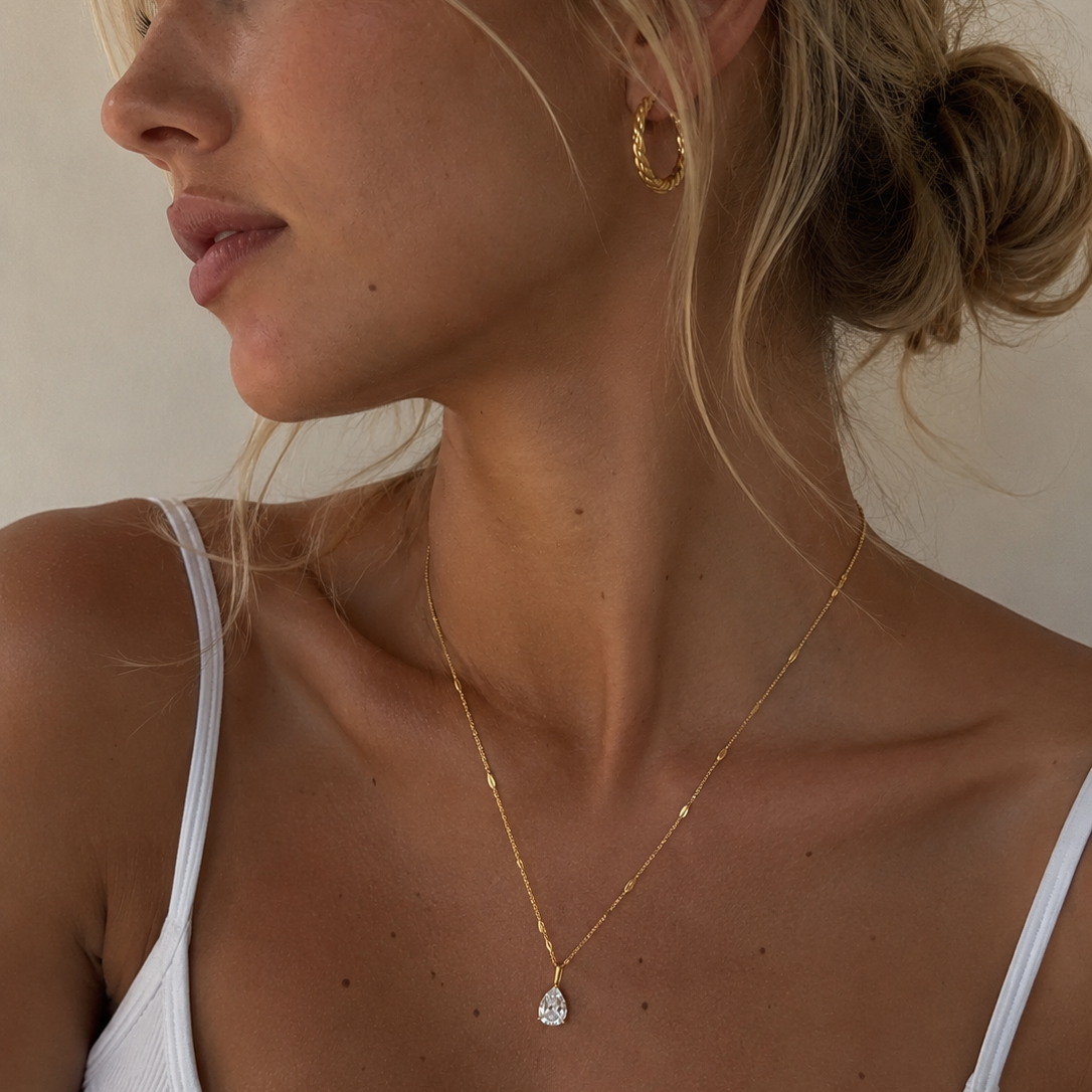 Auréa Drop Necklace