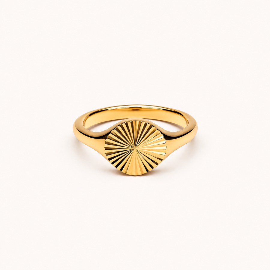 Sol Signet Ring Gold