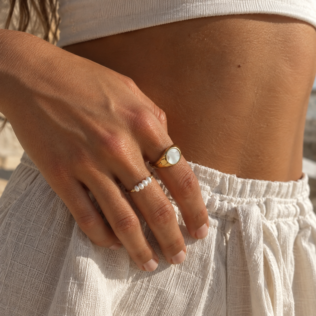 Mini Pearls Ring Gold