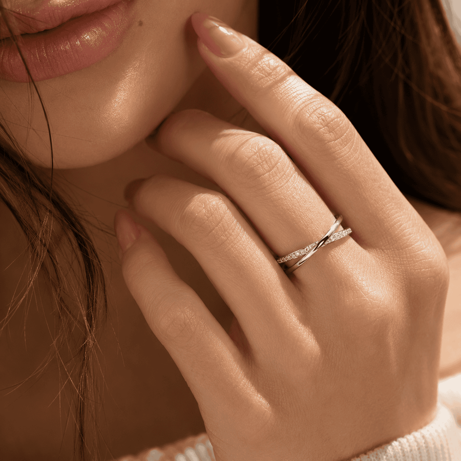 CLASSIC CROSS RING