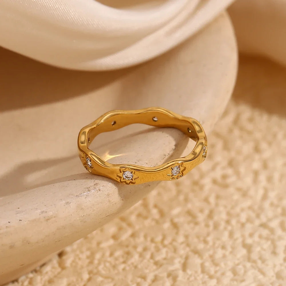 STARLIT WAVE RING