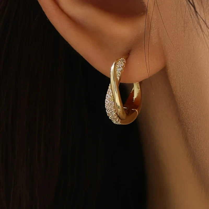 TWISTED CZ HOOPS