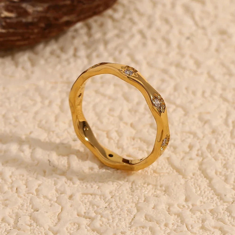 STARLIT WAVE RING