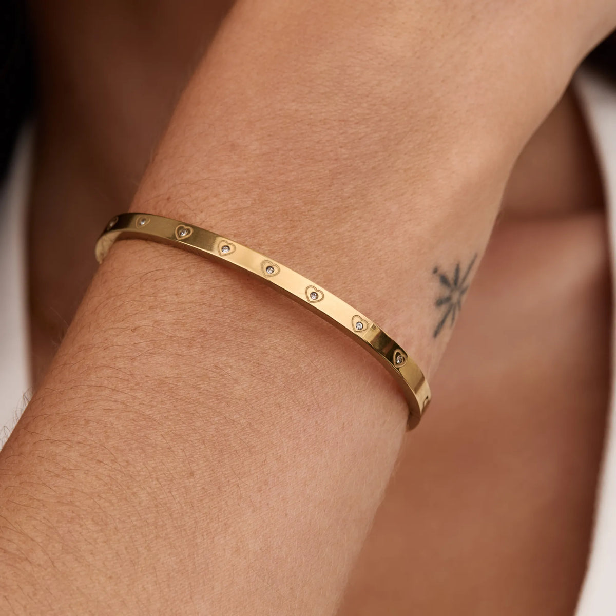 Crystal Heart Bangle