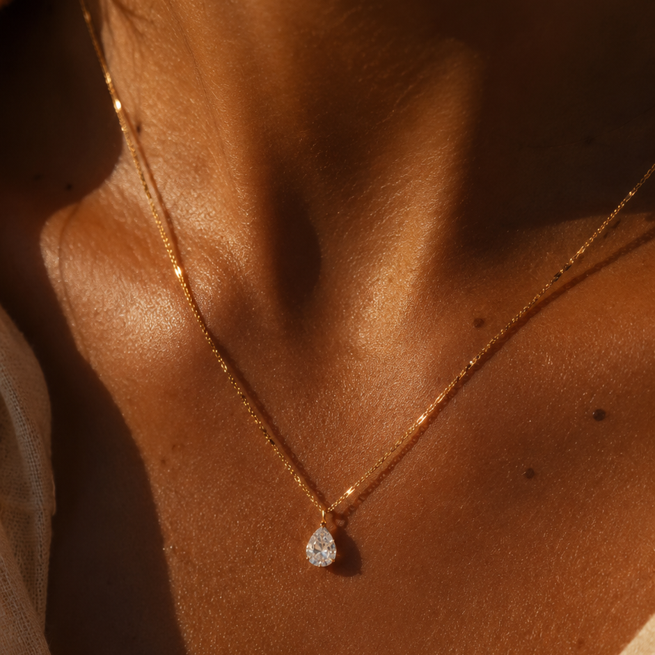 Auréa Drop Necklace