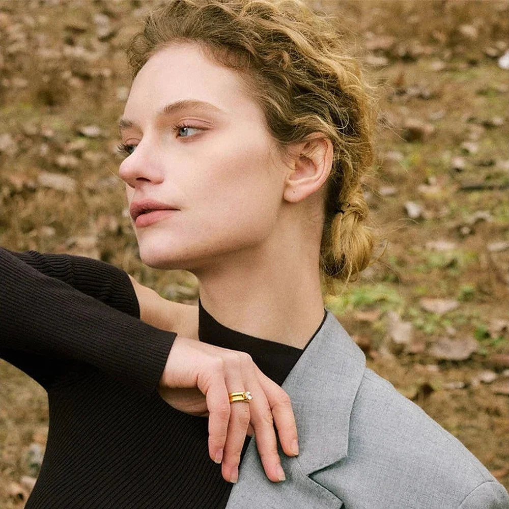Clio Crystal Ring