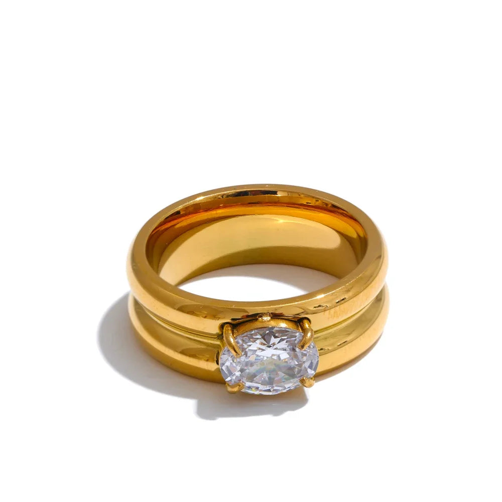 Clio Crystal Ring